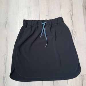 Lululemon on the fly skirt